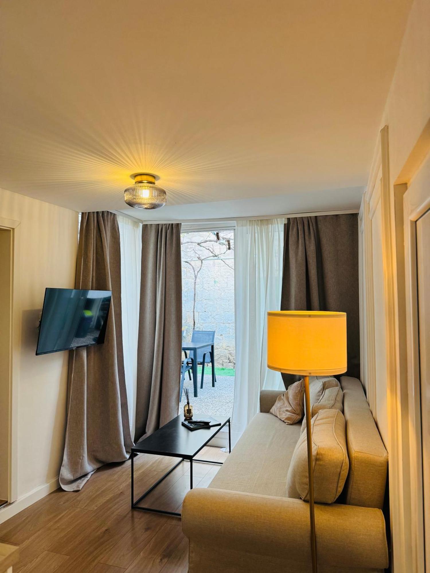 Apartment Stari Dvor Kaštela Εξωτερικό φωτογραφία