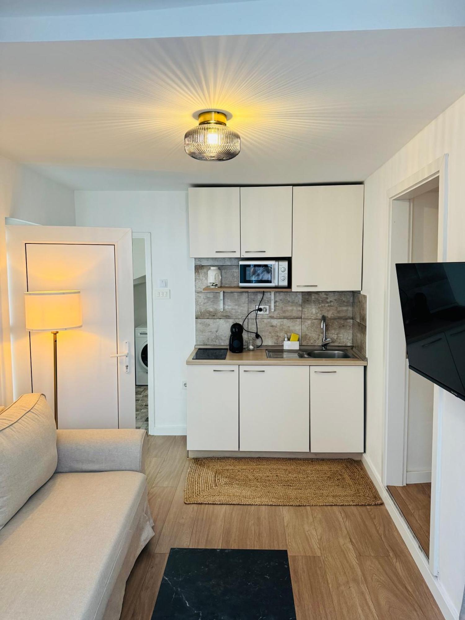 Apartment Stari Dvor Kaštela Εξωτερικό φωτογραφία