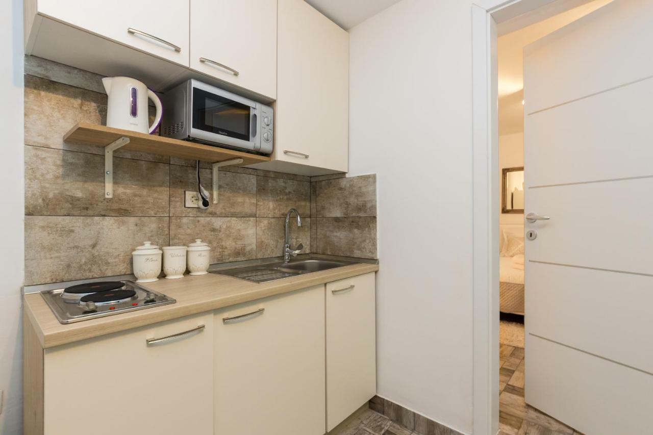 Apartment Stari Dvor Kaštela Εξωτερικό φωτογραφία
