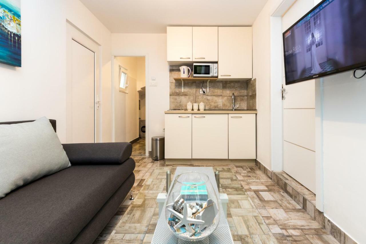 Apartment Stari Dvor Kaštela Εξωτερικό φωτογραφία